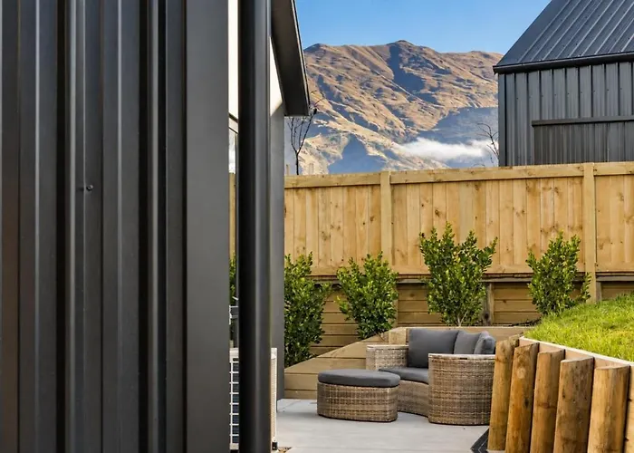 Mountain Edge | 3 Bedroom Modern Hébergement de vacances